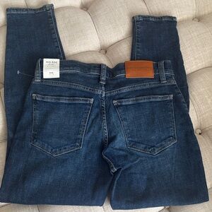 Lucky Brand Women's Dark Blue Skinny Jeans